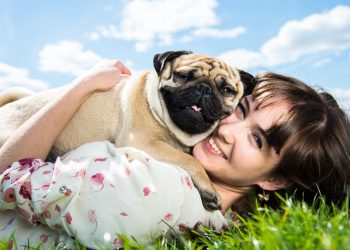 Il dolore per la perdita di un animale domestico come quello che si prova per una persona cara