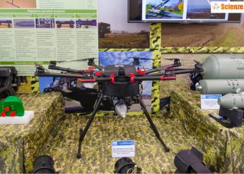 Drone multifunzionale usato come arma di assalto militare