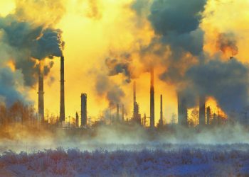Allarme inquinamento, emissioni di CO2 con forte impennata